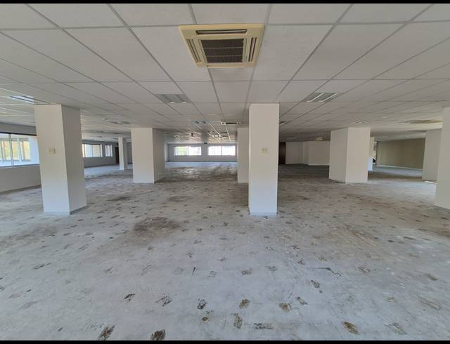 686M² OFFICE TO LET IN WOODMEAD